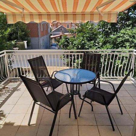 Apartmani Ana Tribalj Zewnętrze zdjęcie