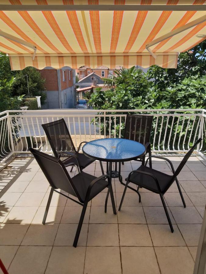 Apartmani Ana Tribalj Zewnętrze zdjęcie