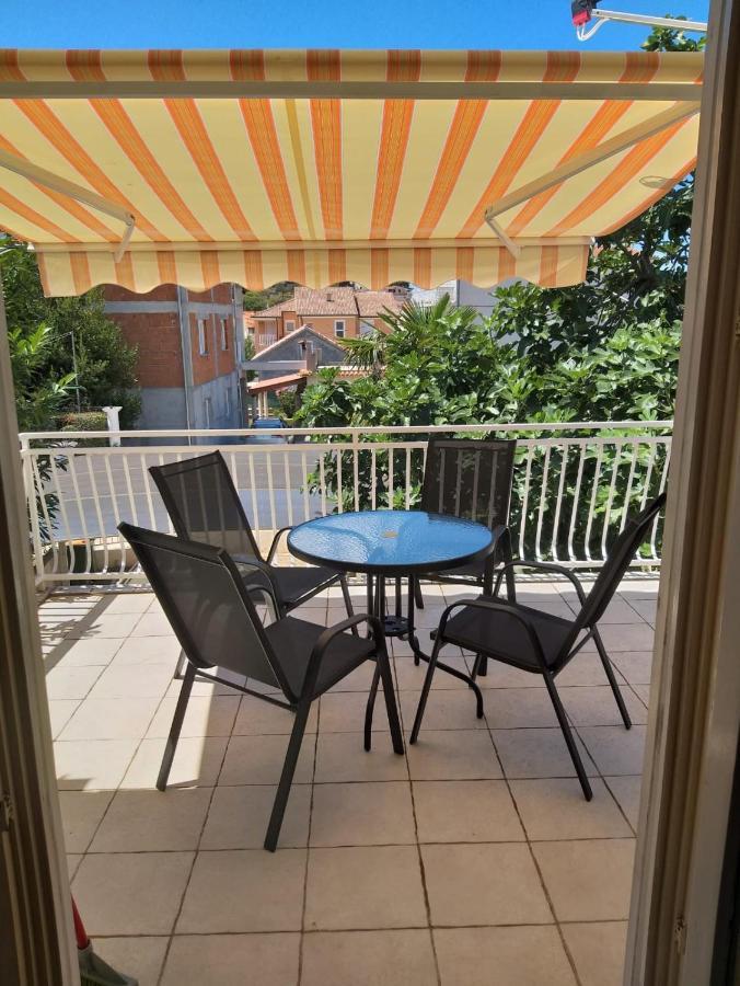 Apartmani Ana Tribalj Zewnętrze zdjęcie