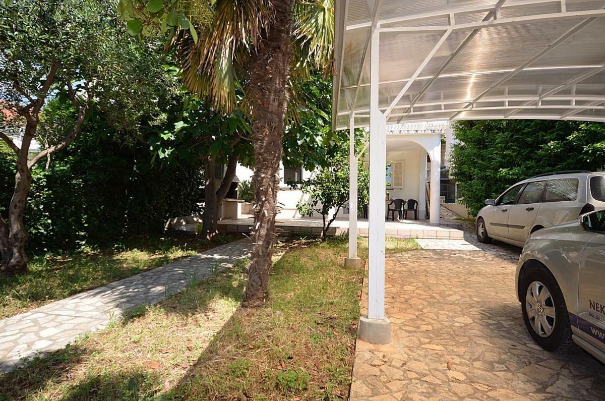Apartmani Ana Tribalj Zewnętrze zdjęcie