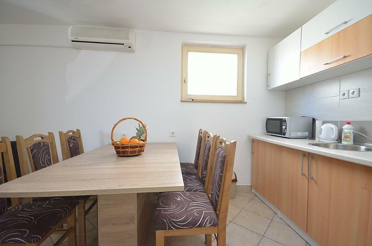 Apartmani Ana Tribalj Zewnętrze zdjęcie