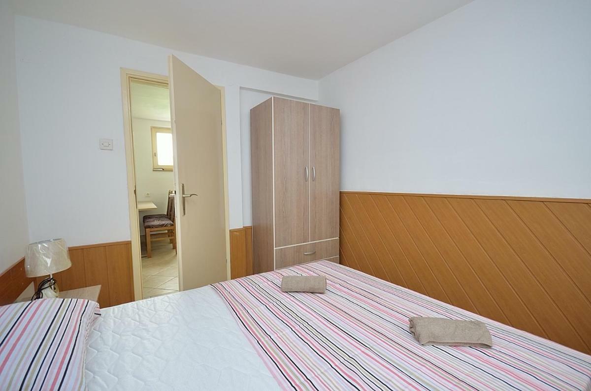 Apartmani Ana Tribalj Zewnętrze zdjęcie